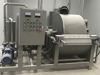 Kaj je namen rotacijskega bobnovega filtra?