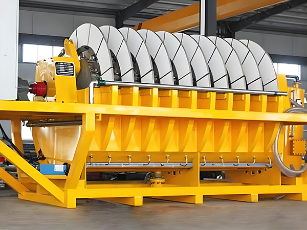 Keramični vakuumski filter