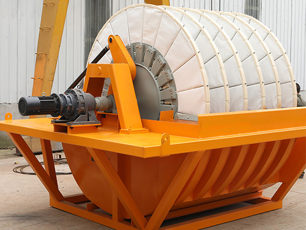 Vakuumski diskni filter