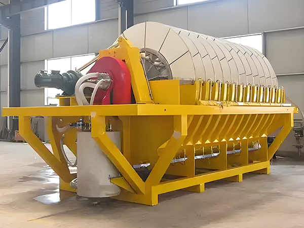 Vakuumski keramični filter